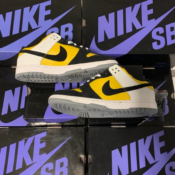 Nike SB Dunk Low BIC Sz 9.5 DS SUPER RARE 2006 ๐ฅ - Picture 2 of 4